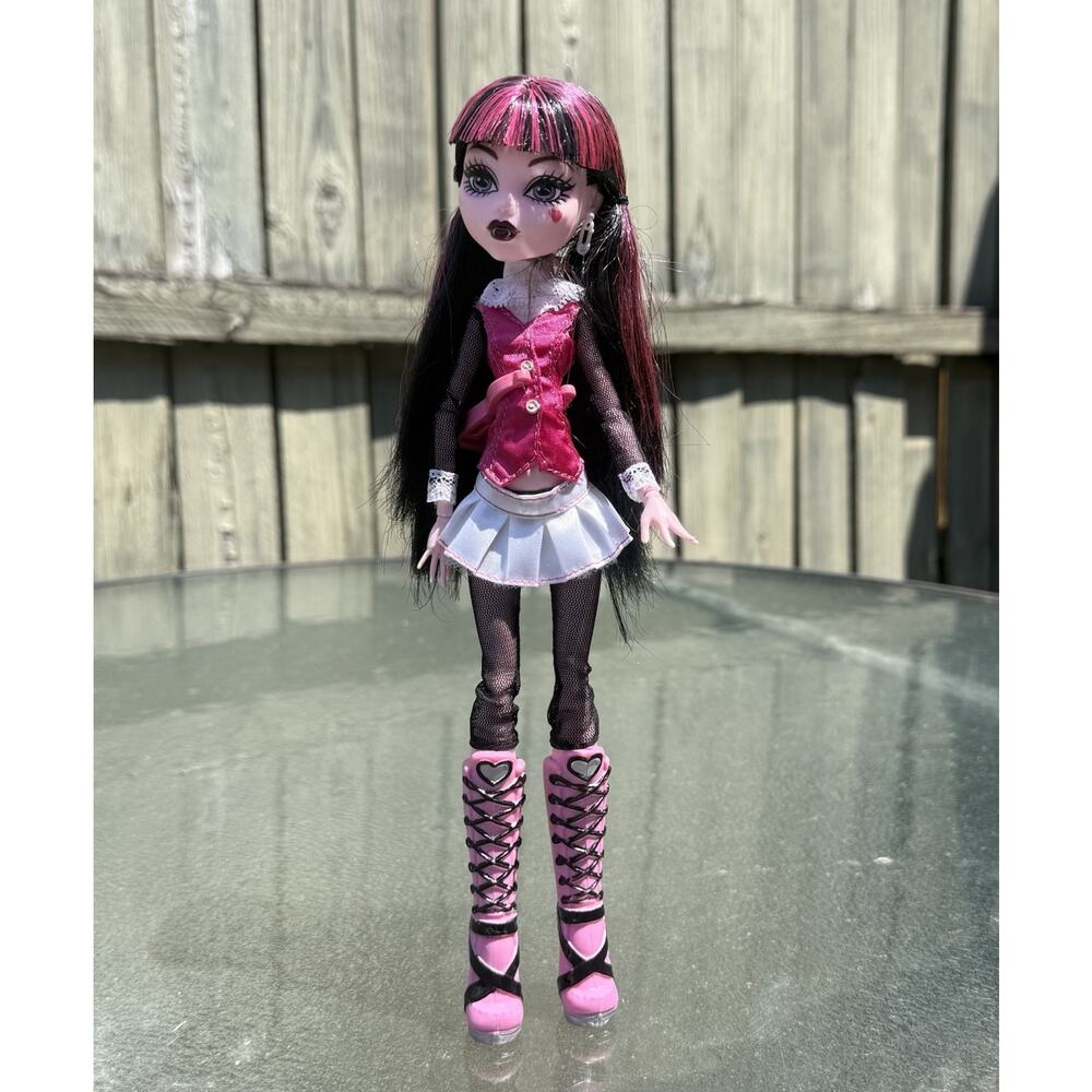 Monster High Boo-riginal Creeproduction Draculaura Doll rare anime eyes